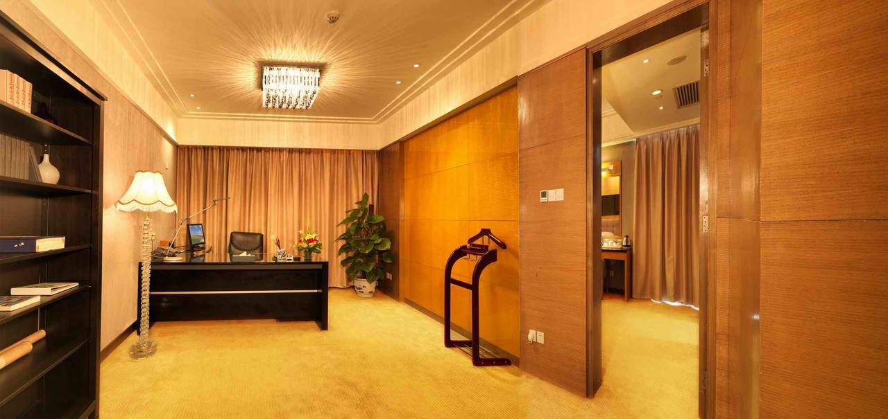 Shenzhen Longgang Rivan Hotel Экстерьер фото